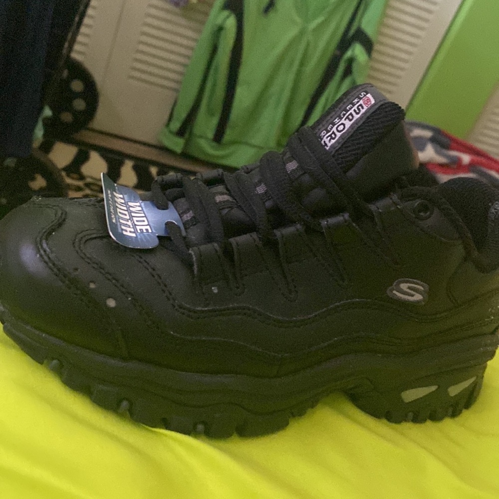 Skechers sport sknechers shoes!size 81/2